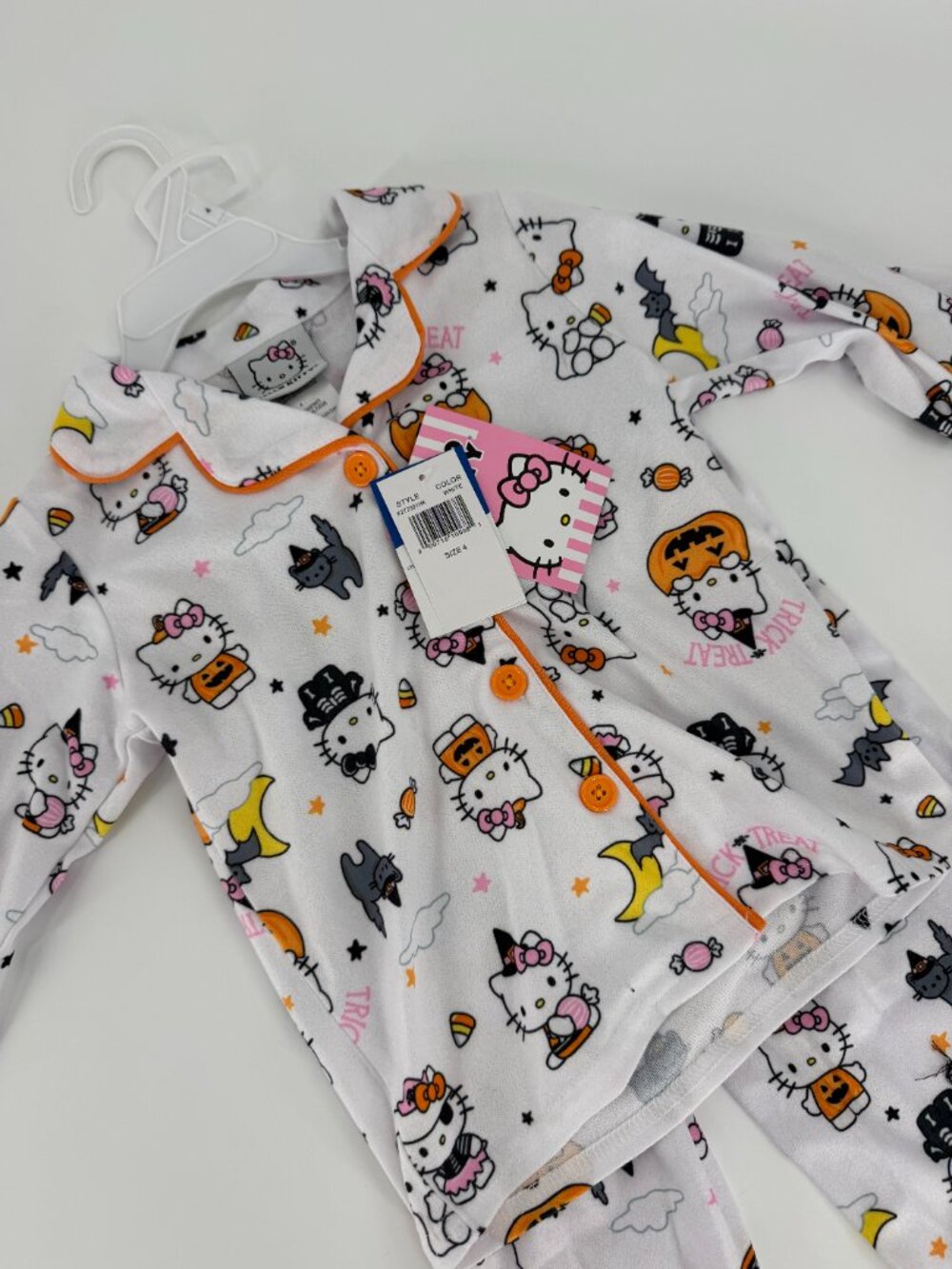 NWT - Hello Kitty Halloween Sleep Set Size 4 Girls